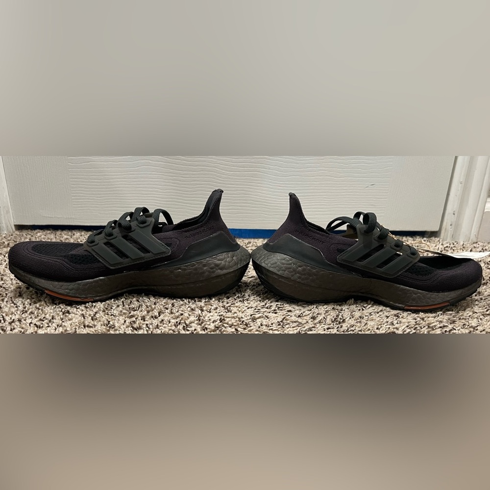 Adidas Running Shoes - Picture 5 of 7